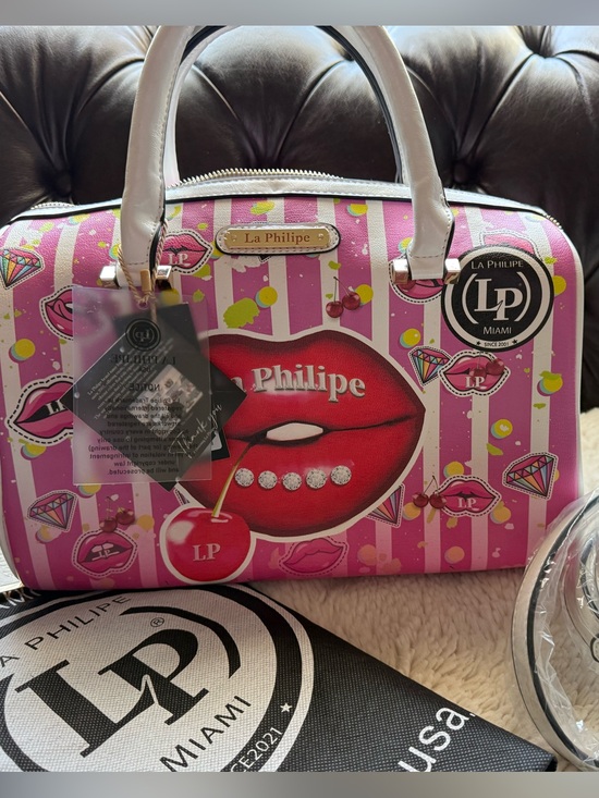 La Philipe Handbags - La Philipe Miami NWT Unique Artist Lips Pink Graphic Large Satchel